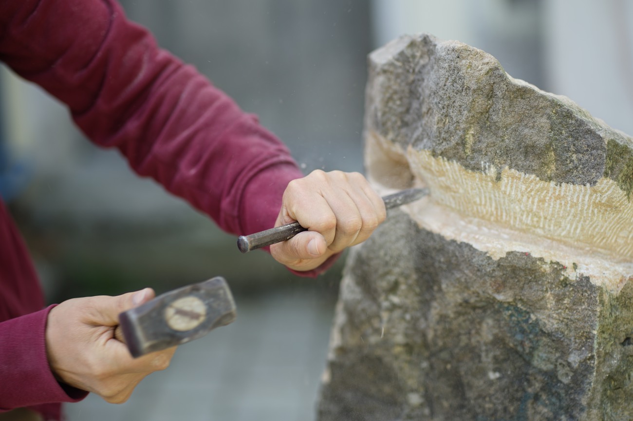 natursteine, grab, grabstein, fk natursteine, franziska kreipl-poller, bildhauerkurs, waldkraiburg, Mühldorf am Inn, Heldenstein, Ampfing, Wasserburg am Inn